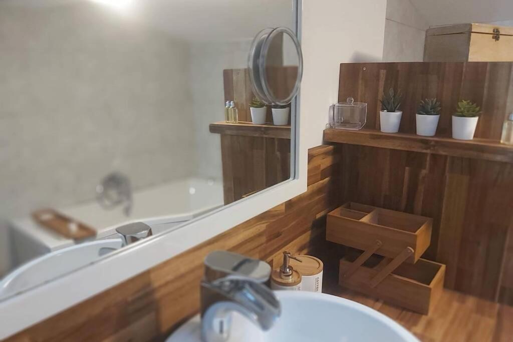 Le 68B Daire Carcassonne Dış mekan fotoğraf